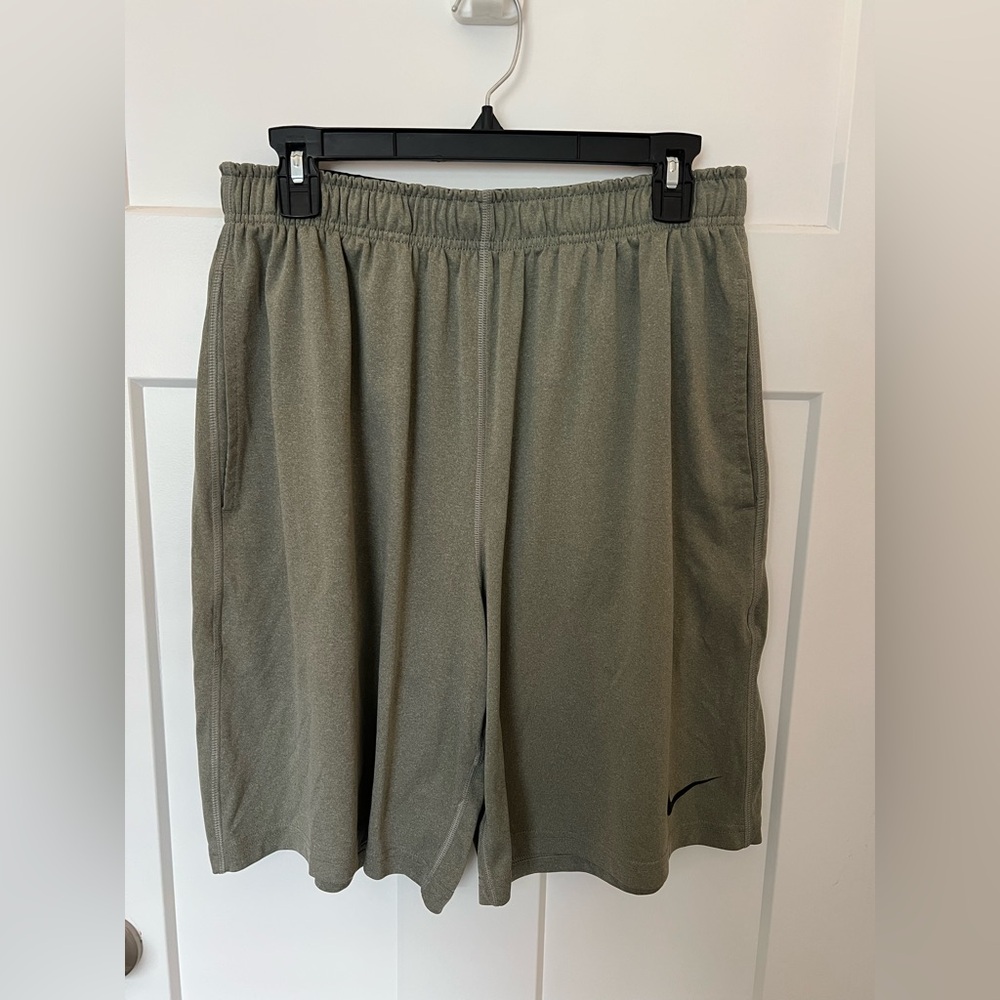 Nike Men's Grey Athletic Shorts